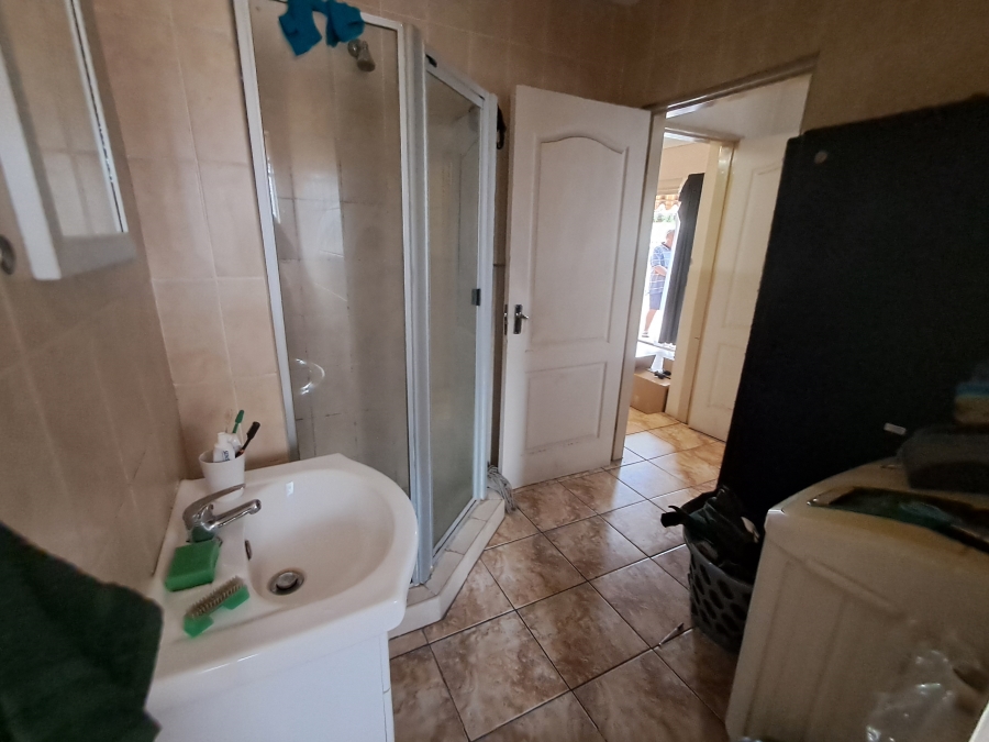 To Let 1 Bedroom Property for Rent in Vaalpark Free State